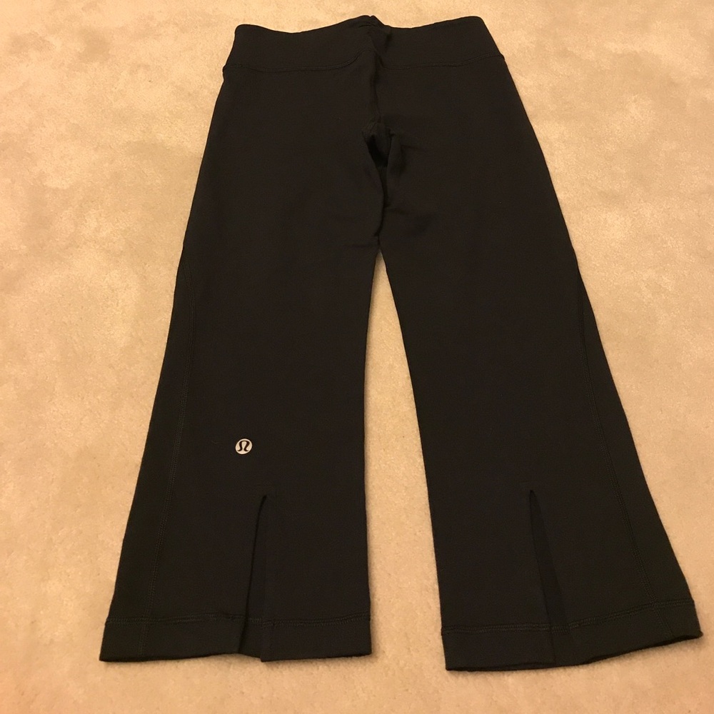 Lululemon Cropped Pants